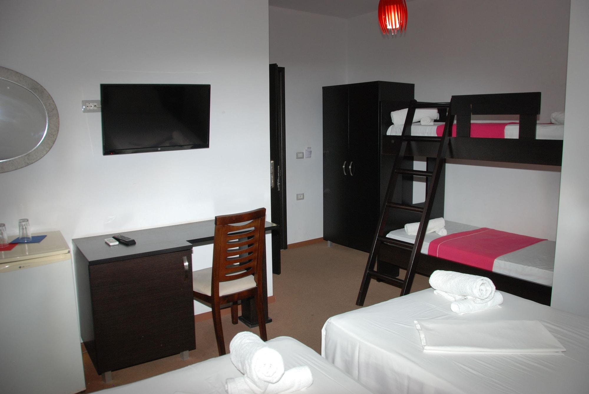 Hotel Strora Σαράντα Εξωτερικό φωτογραφία