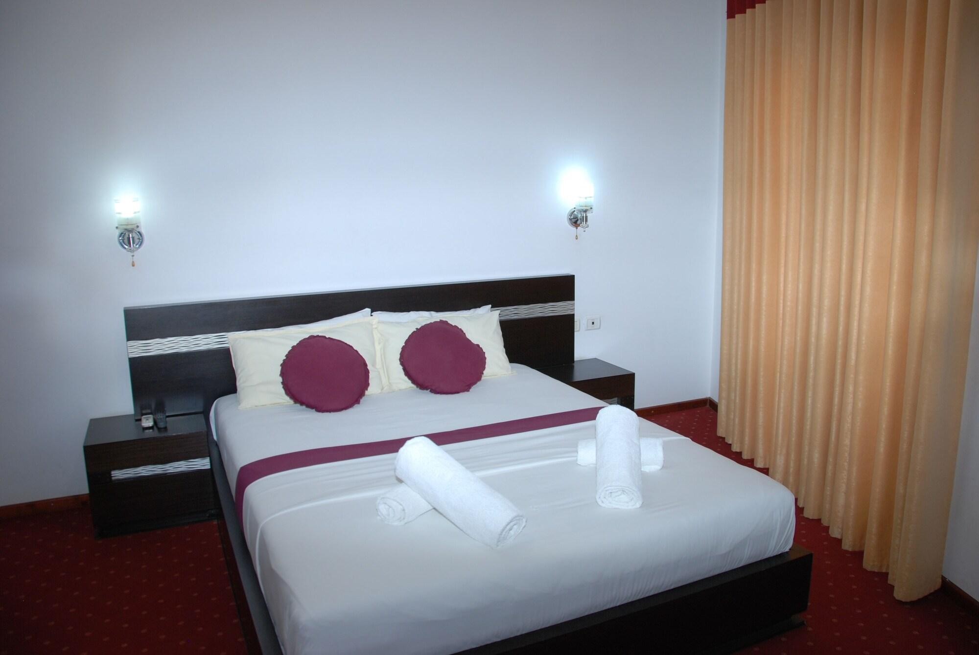 Hotel Strora Σαράντα Εξωτερικό φωτογραφία